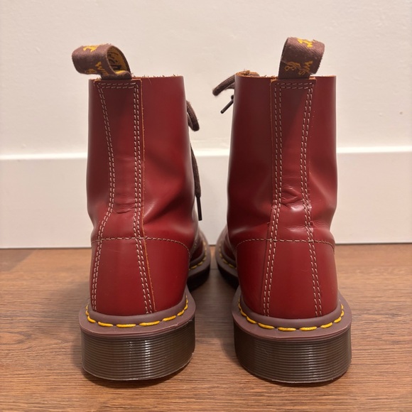 DR. MARTENS - 1460 Vintage Made in England Lace Up Boots (8 US) in Red - Quilon - Picture 3 of 5
